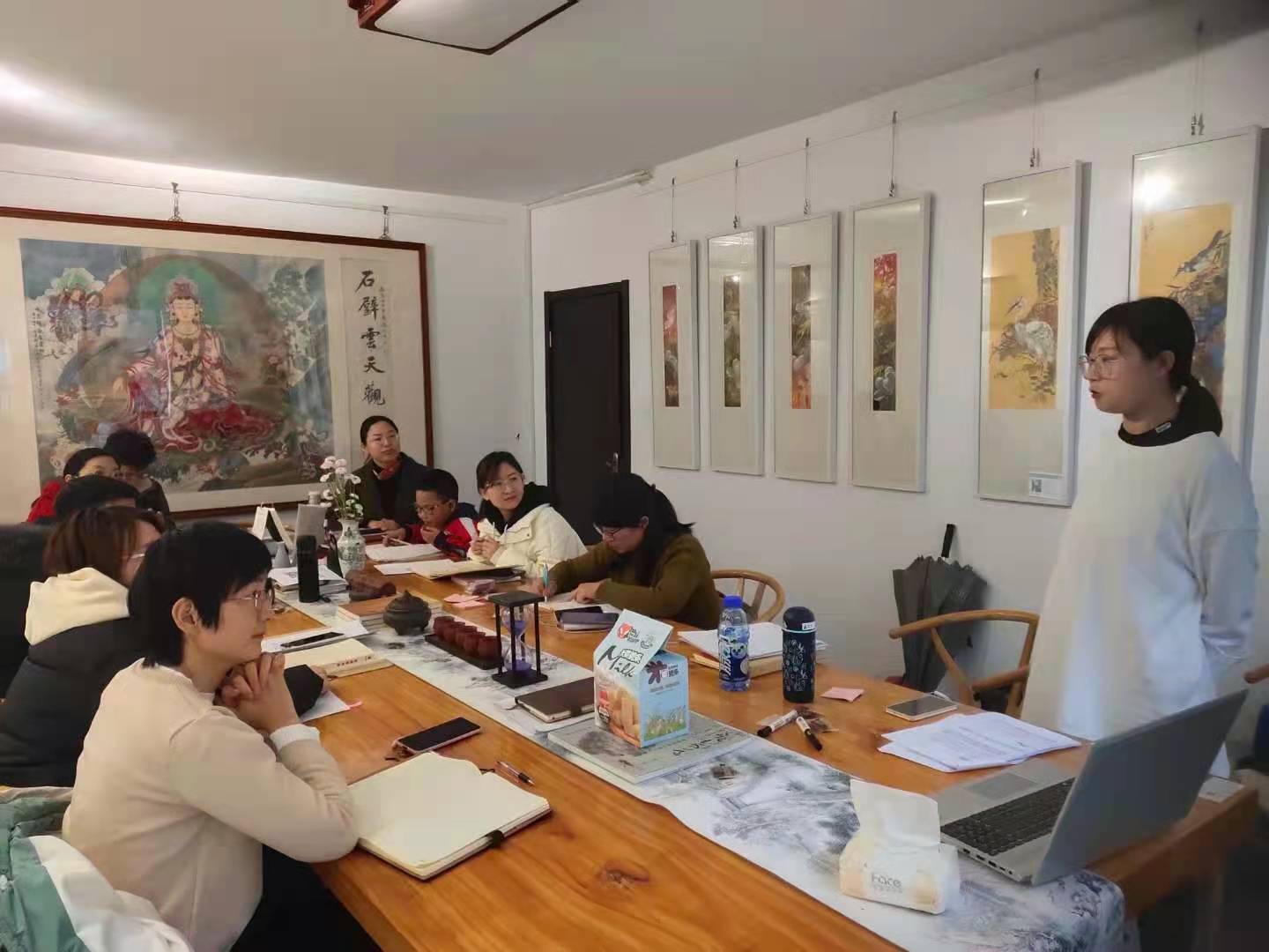 会员动态|商会理事薛海涛的花一同东方书沿海画院举办多场文化艺术活动(图22)