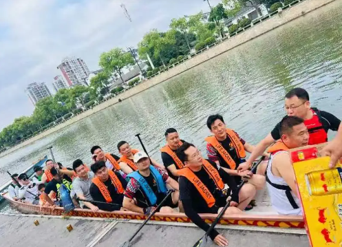乘风破浪，勇往直前！苏州市山东商会龙舟队参加2024金鸡湖端午龙舟赛(图11)