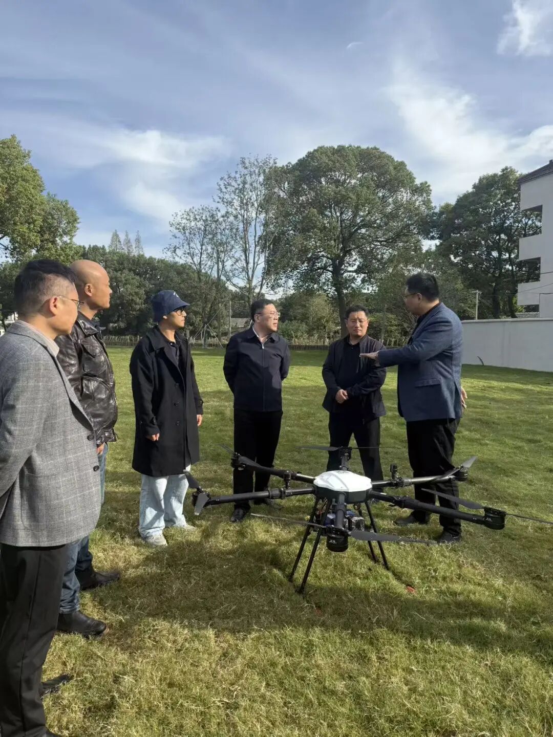 莱州经济开发区副书记李俊良一行走访调研苏州市山东商会多家会员企业(图2)